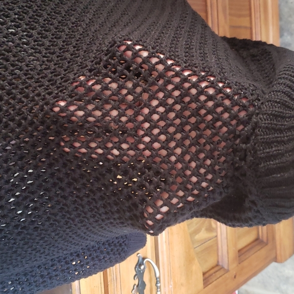 Bench Crop batwing loose knit shirt - Picture 4 of 4